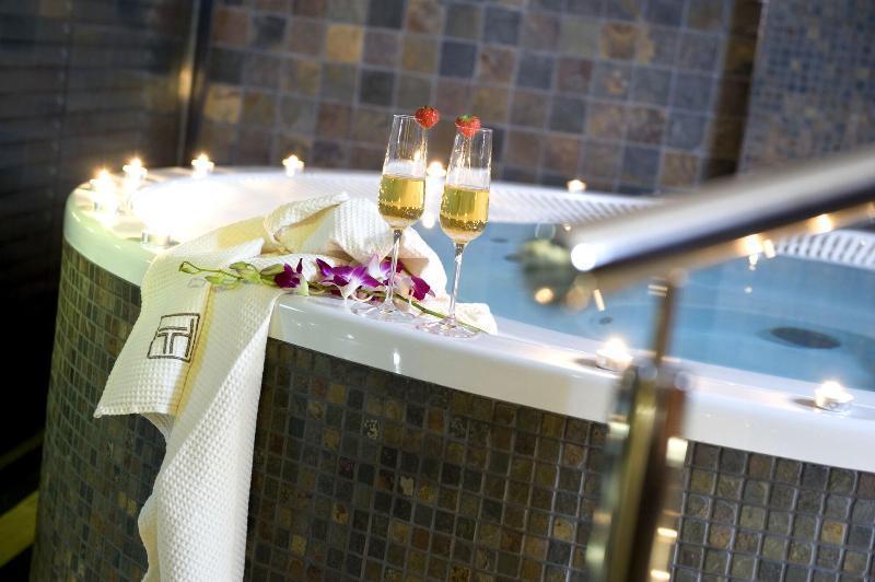 Hotel Turiec マルティン エクステリア 写真