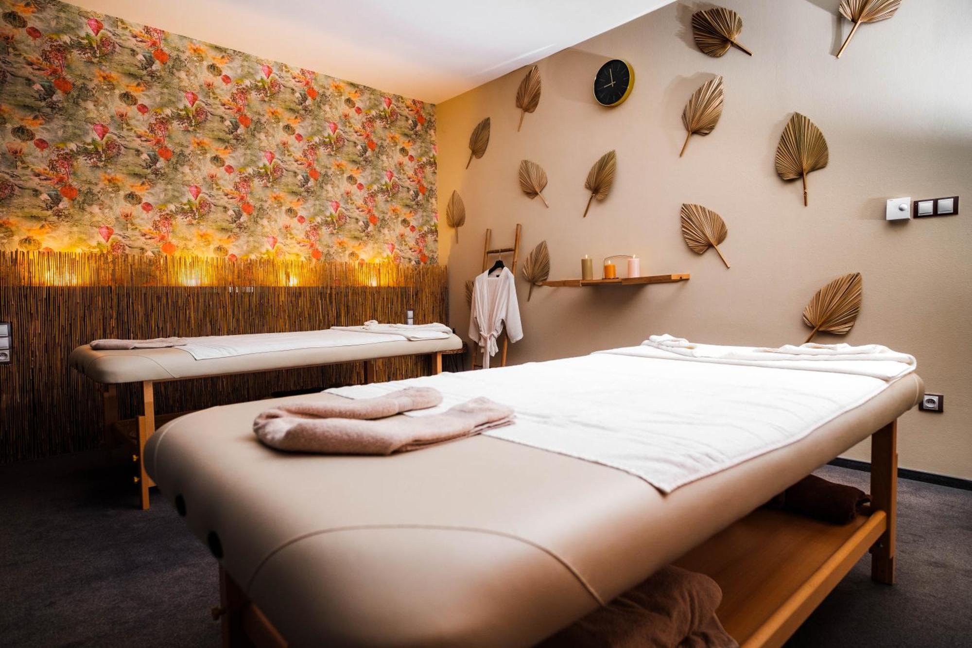 Hotel Turiec マルティン エクステリア 写真